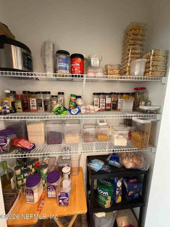 9153 Stony Brook Rd - Photo 7 of 17