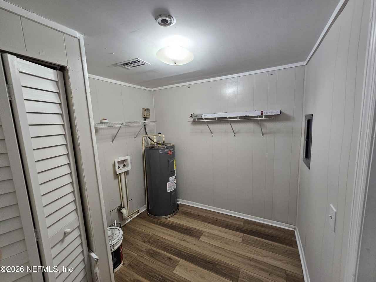 9042 7th Ave - Photo 6 of 11