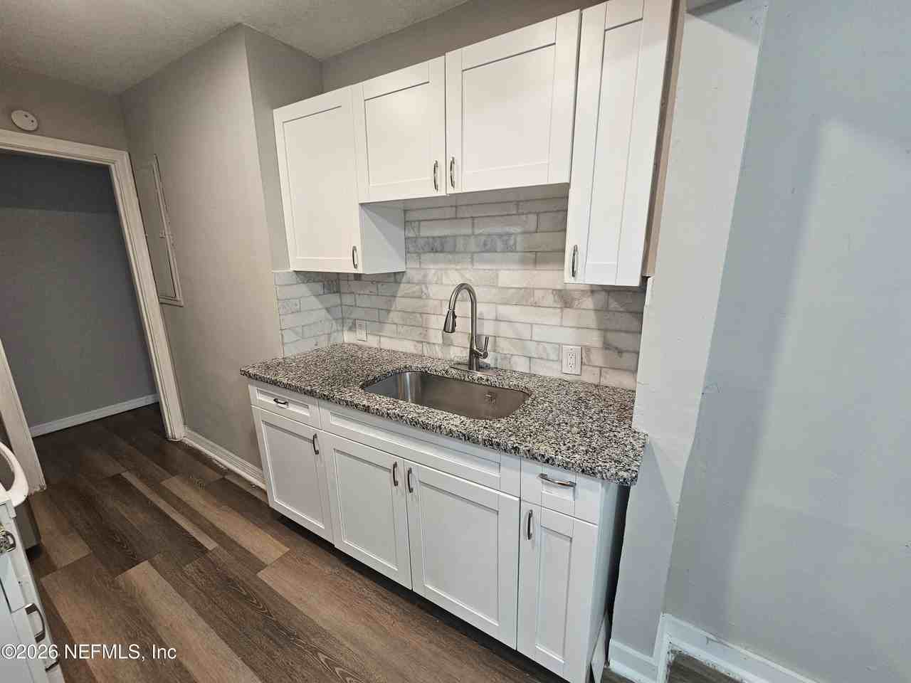 3019 Imperial St - Photo 4 of 13