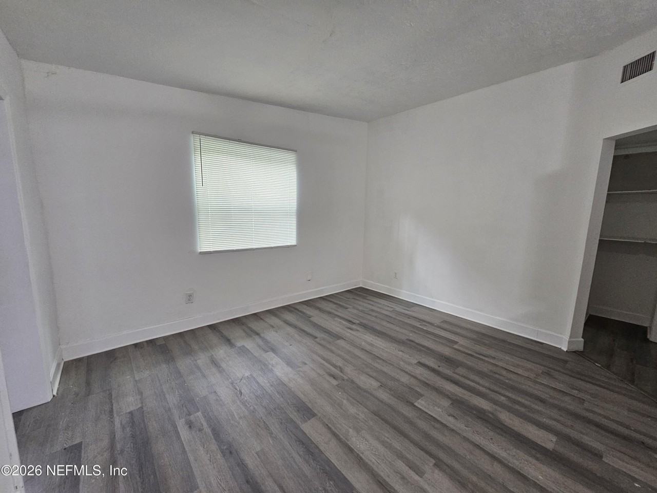 10228 Westmar Rd - Photo 7 of 10