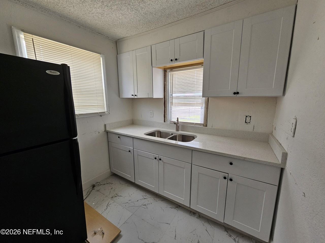 2009 Almeda St - Photo 3 of 11