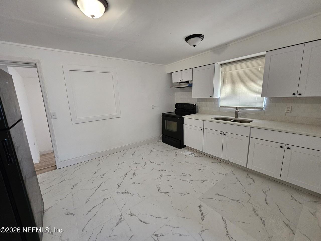 2269 Hartridge St - Photo 2 of 11