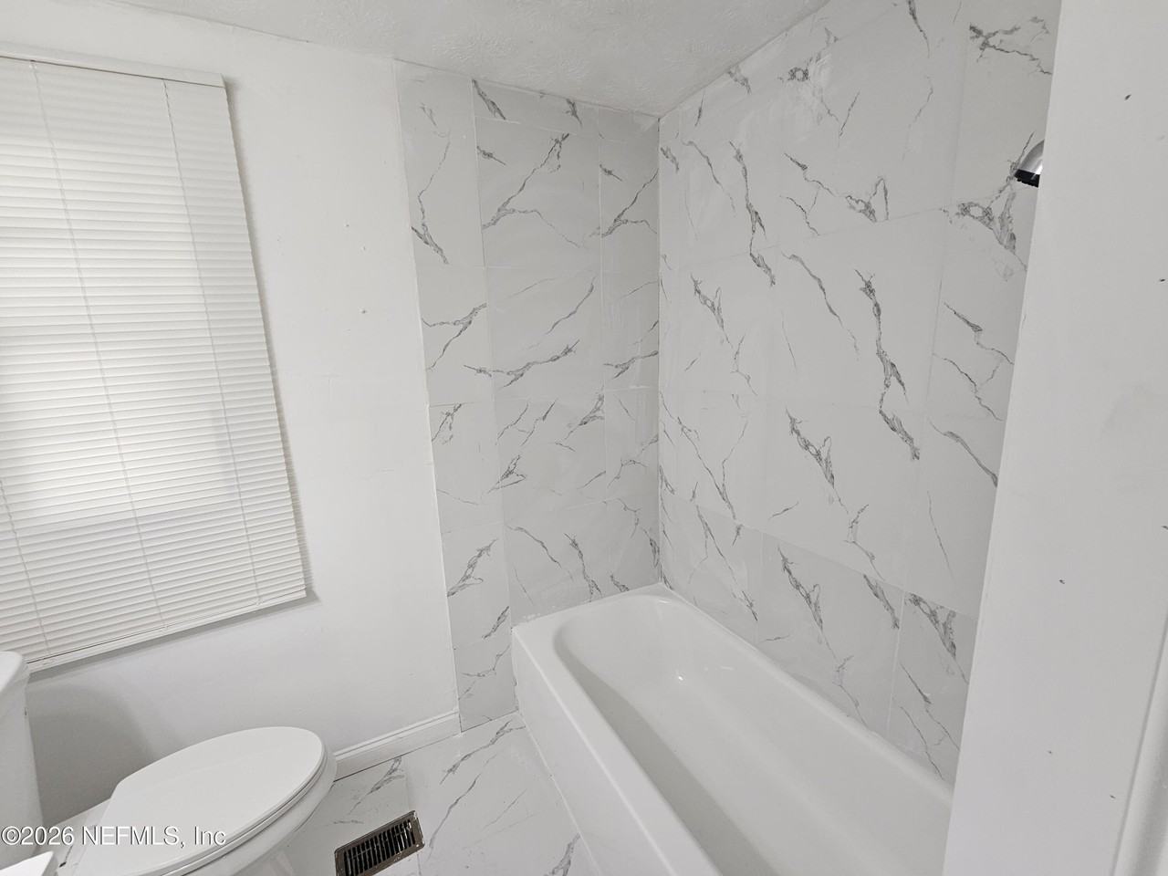 2269 Hartridge St - Photo 5 of 11