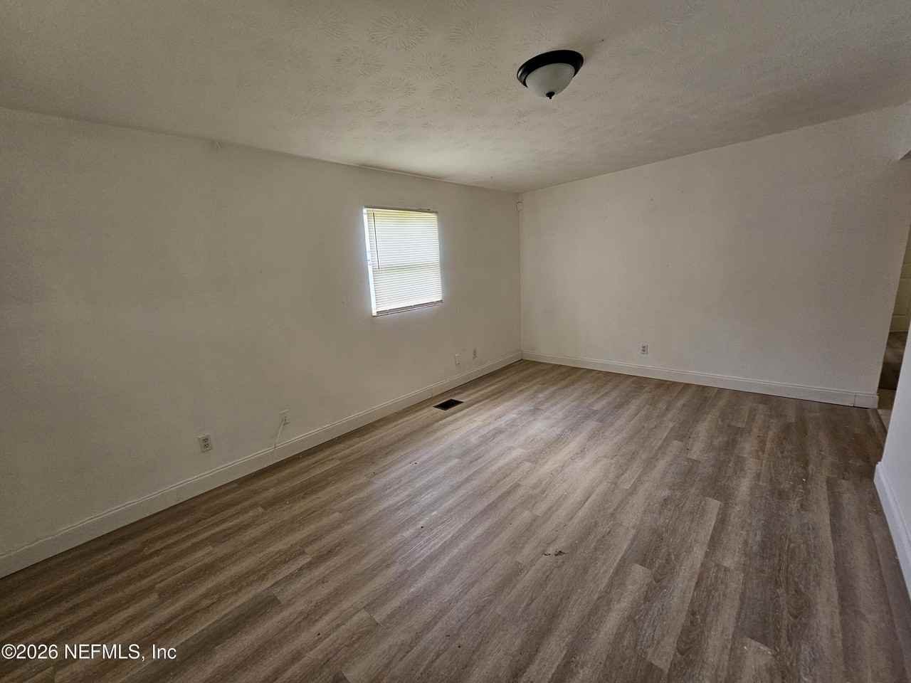2269 Hartridge St - Photo 6 of 11