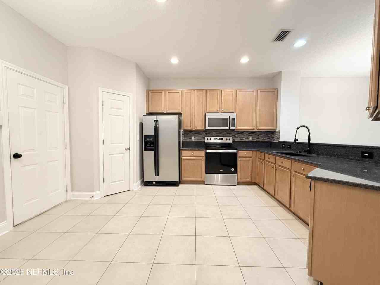 12301 Kernan Forest Blvd #1904 - Photo 6 of 35