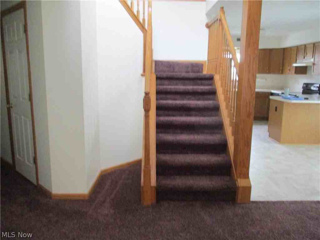 15032 Woodsong Dr - Photo 4 of 27