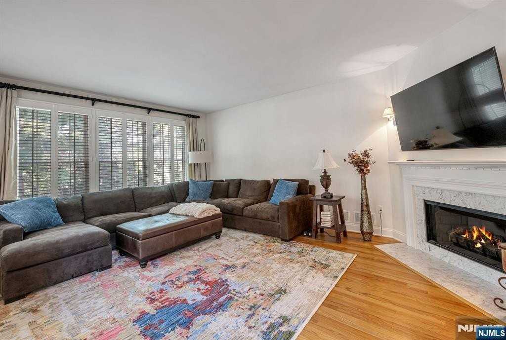 40 Schindler Ct - Photo 5 of 16