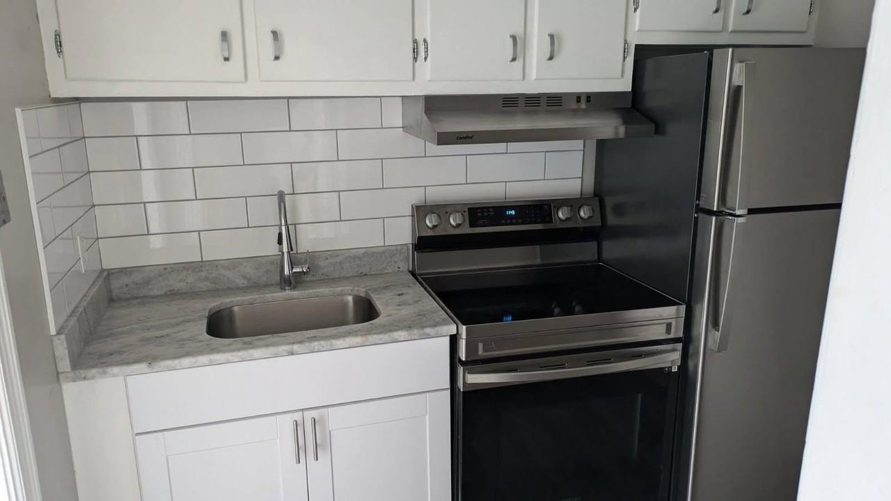 637 Harvard St #2A - Photo 6 of 7