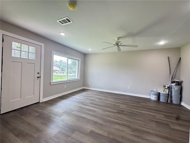 307 S Linden St - Photo 3 of 15