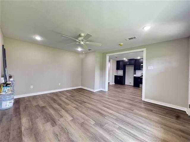 307 S Linden St - Photo 6 of 15