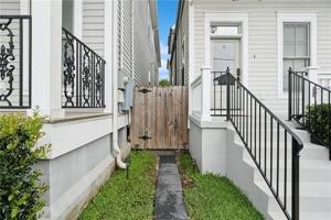 featured image of 2410 Valence St #2410