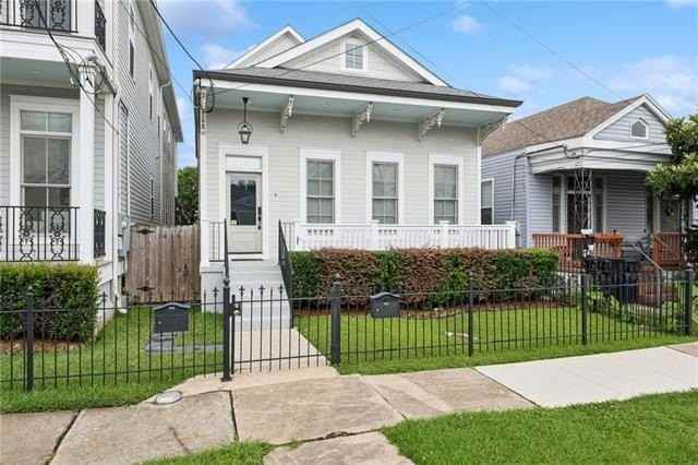 2410 Valence St #2410 - Photo 3 of 25