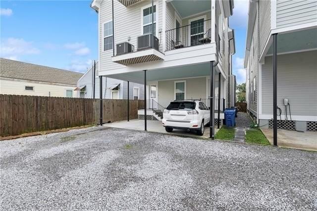 2410 Valence St #2410 - Photo 5 of 25