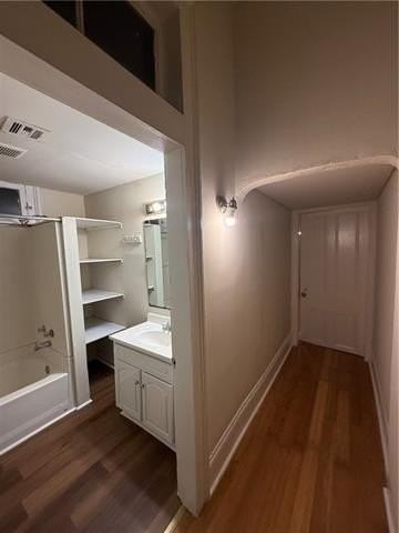 4433 Iberville St - Photo 5 of 17