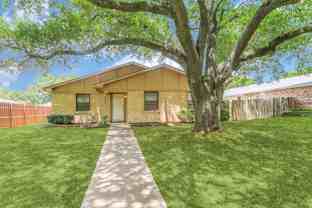 1429 Whitehall Dr - Photo 1 of 1