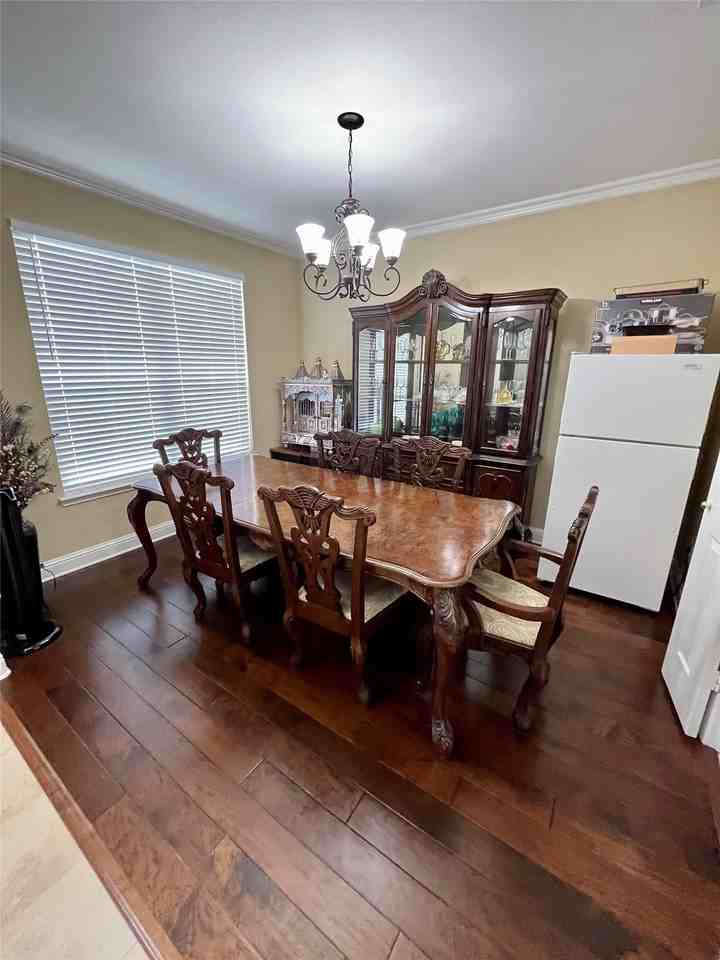 3024 Devlin Ridge Dr - Photo 2 of 12