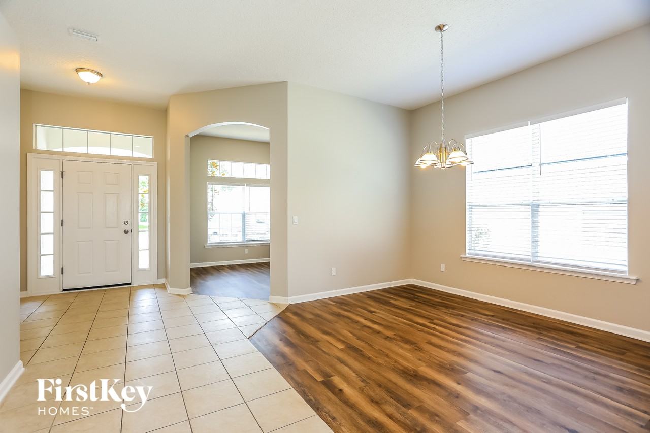 13966 Devan Lee Dr N - Photo 5 of 15