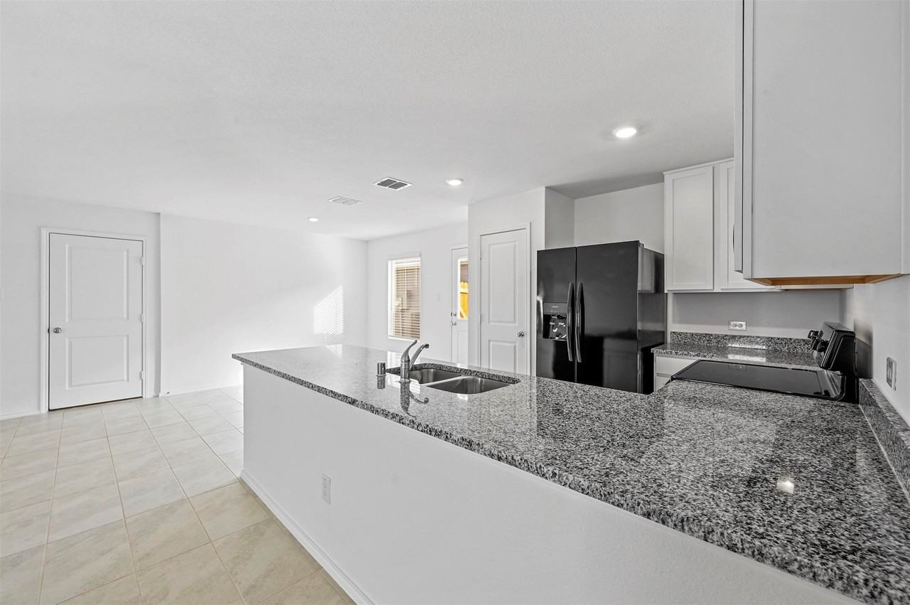 135 Wheatgrass Ln - Photo 6 of 25
