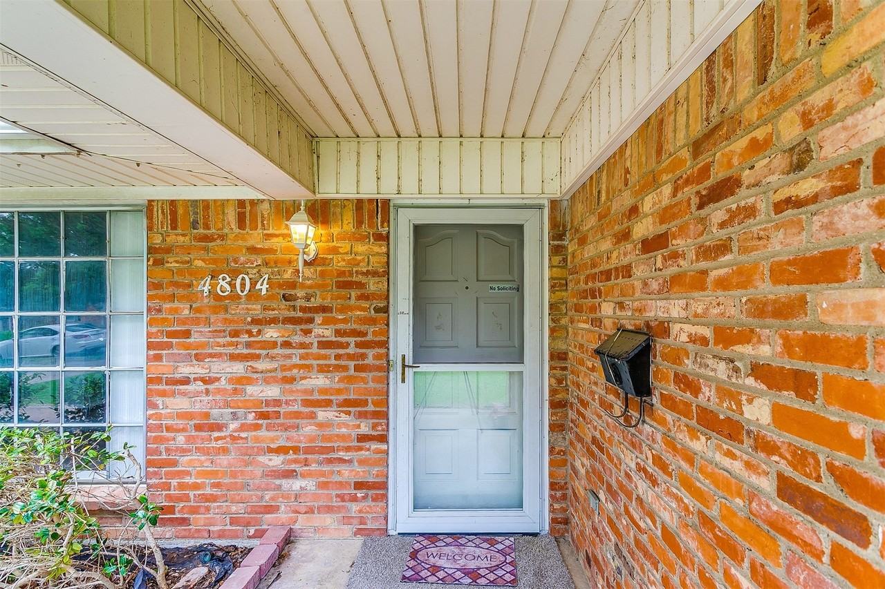 4804 Whistler Dr - Photo 4 of 40