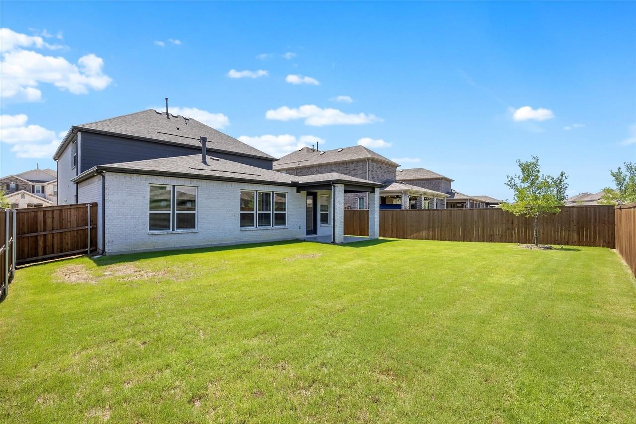 3629 Highland Bayou Dr - Photo 4 of 30