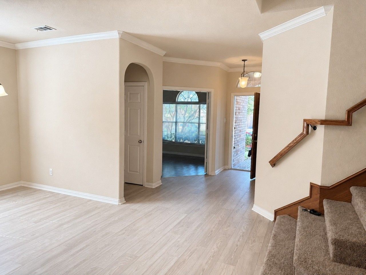 2812 Gooseberry Dr - Photo 3 of 15
