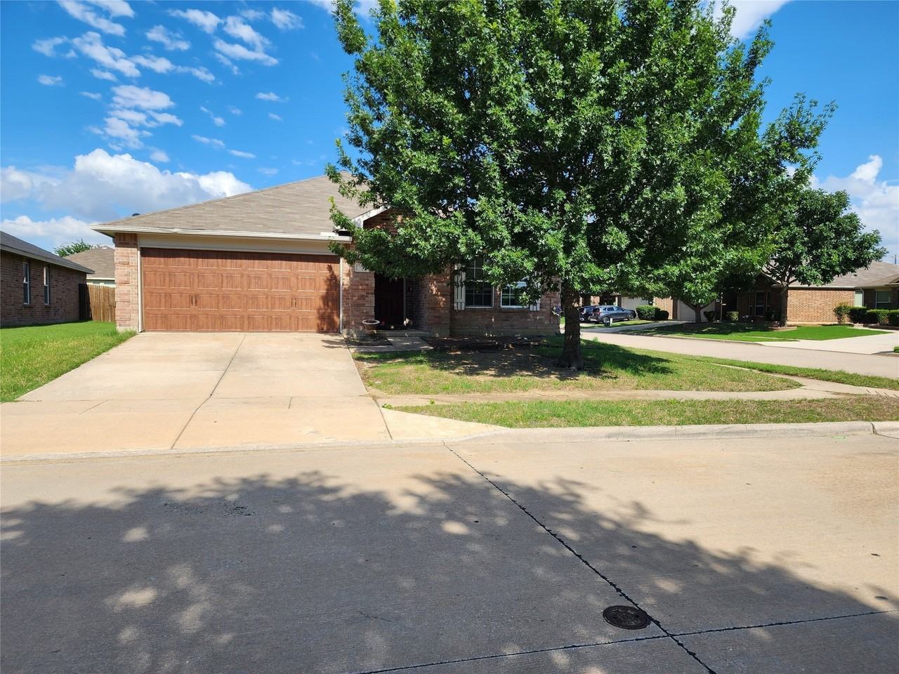 700 Swan Dr
