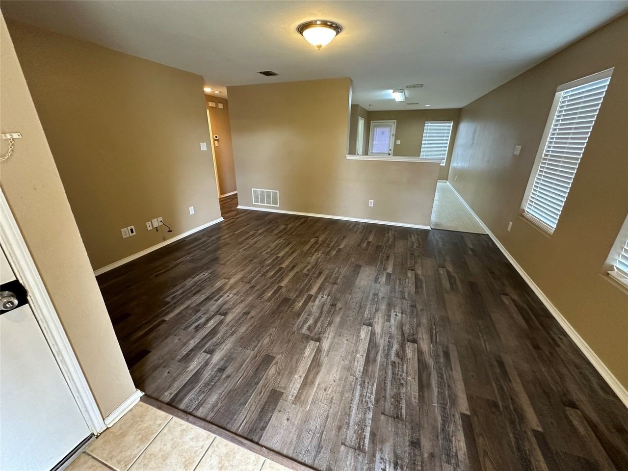 1341 Castle Ridge Rd - Photo 3 of 15