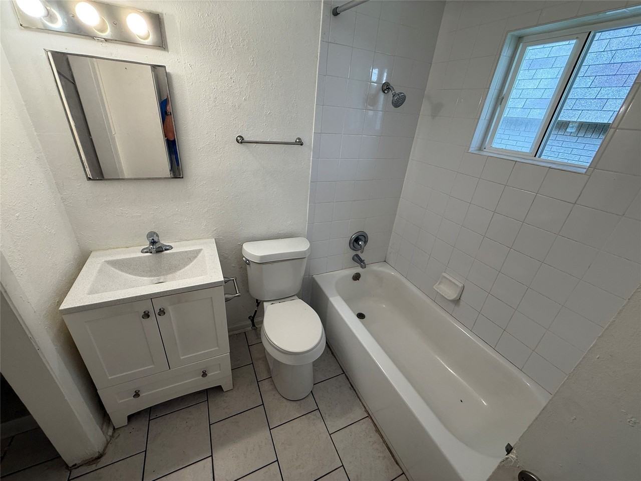 306 E Mitchell St #306A - Photo 5 of 6
