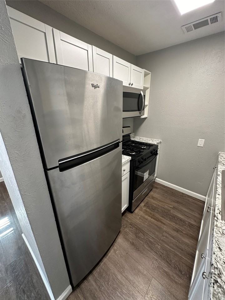 907 S Mesquite St #907A - Photo 4 of 11