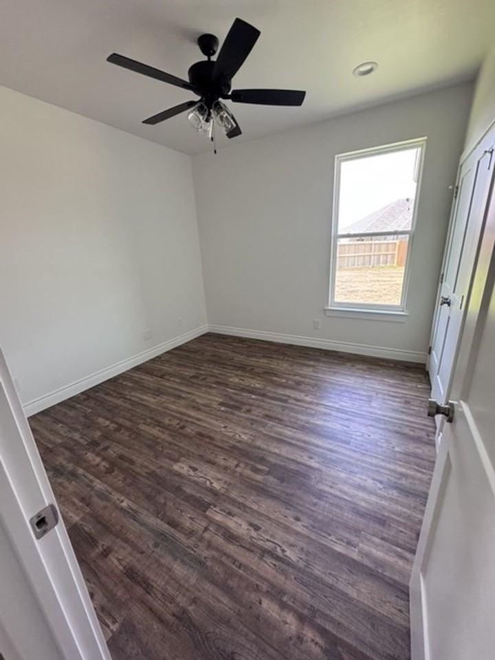 8142 Sawdust Trl - Photo 3 of 21