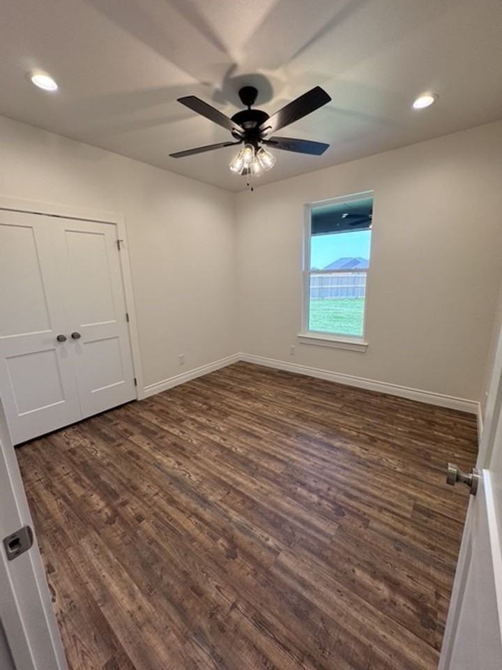 8142 Sawdust Trl - Photo 4 of 21