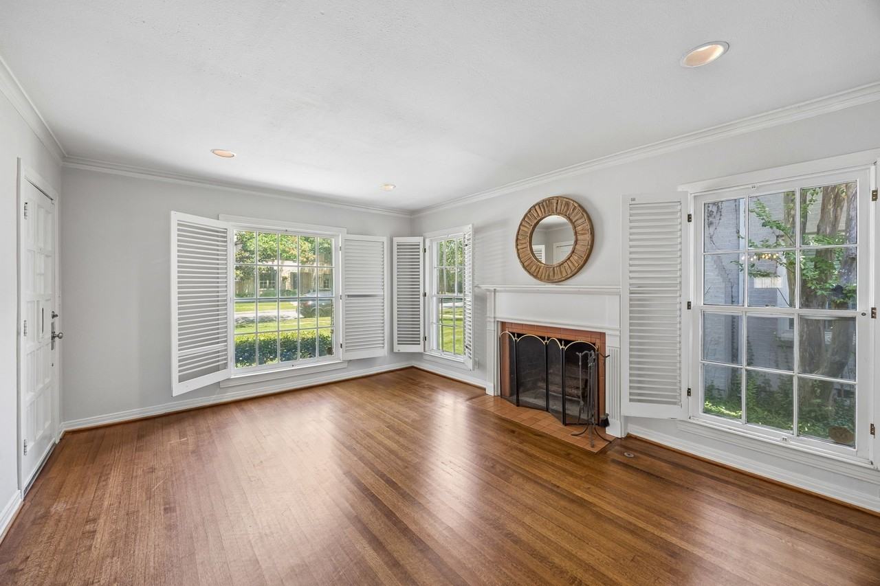 4429 Hyer St - Photo 2 of 18