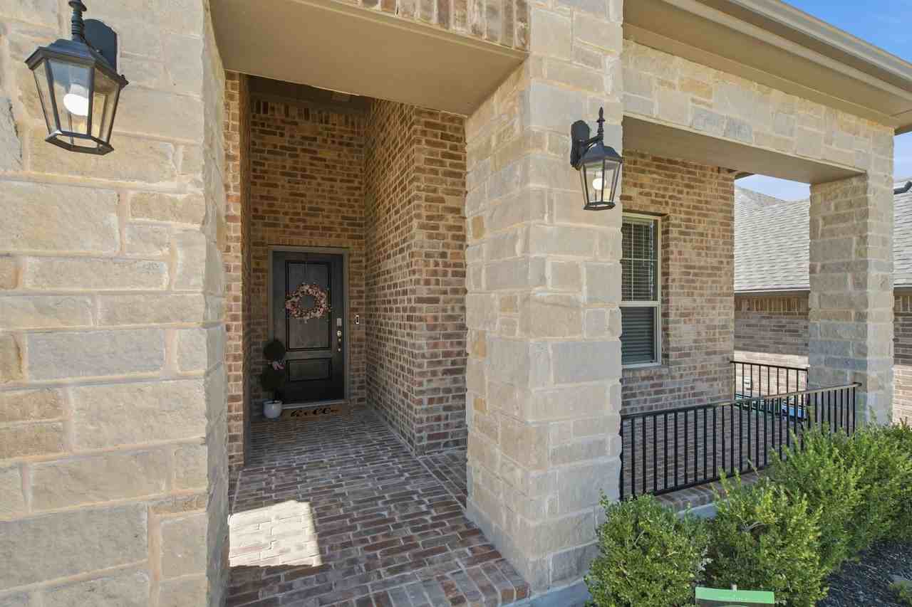 2309 Rooster Ln - Photo 2 of 37