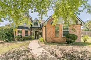 2 Edgemere Ct - Photo 1 of 1