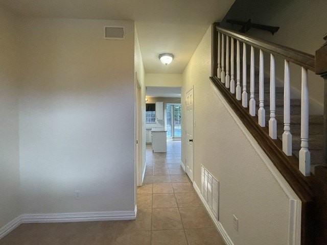 3222 Mapleridge Dr - Photo 3 of 36