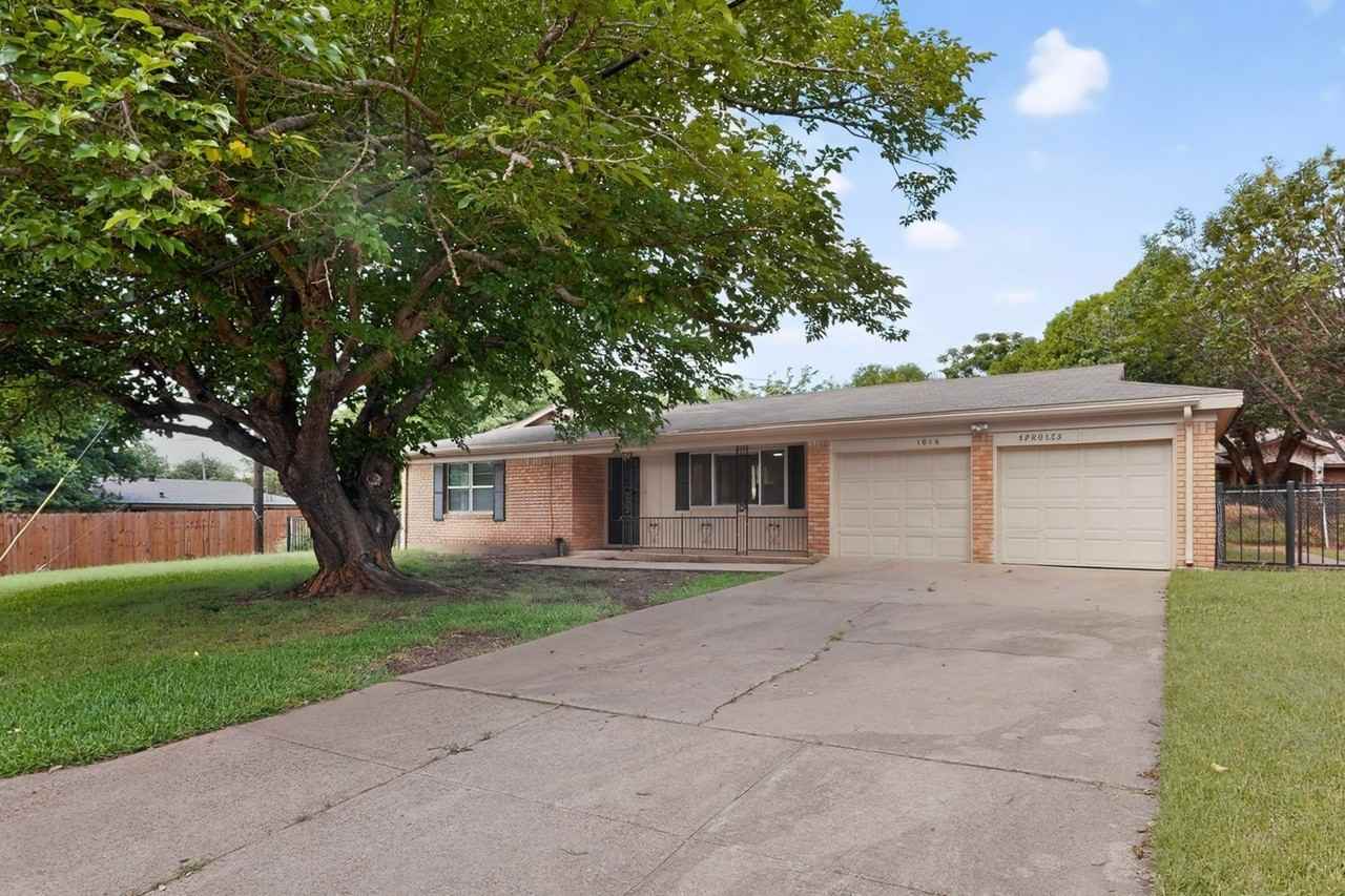 1016 Sproles Dr - Photo 5 of 40
