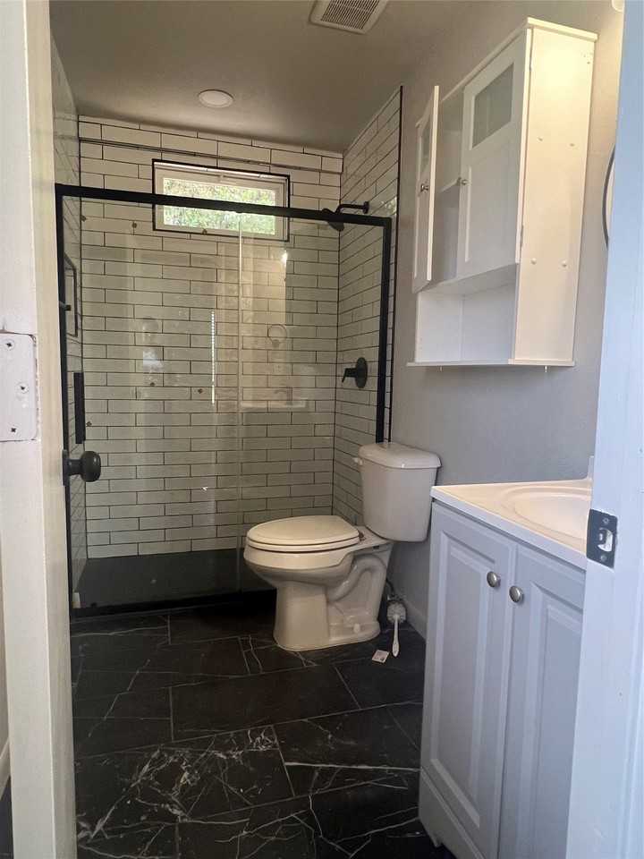 412 Smith Row #2 - Photo 6 of 10