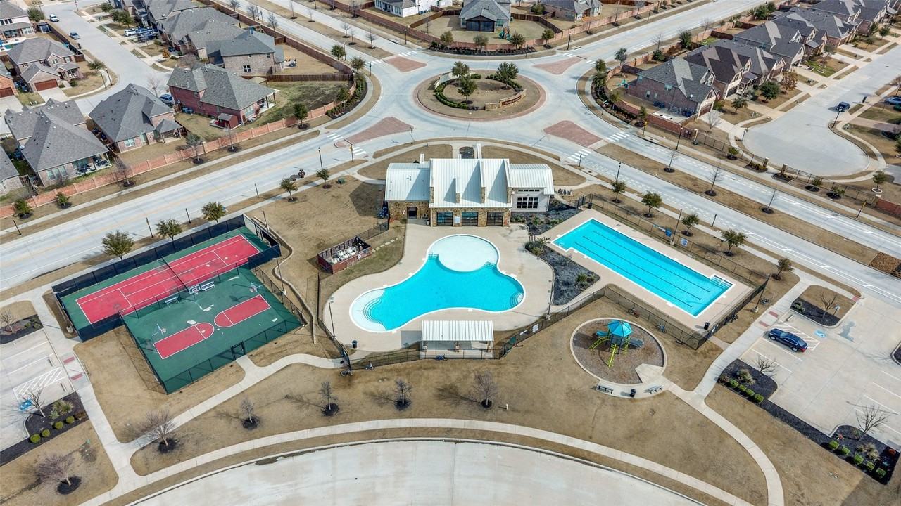 4128 Wood River Trl - Photo 3 of 40