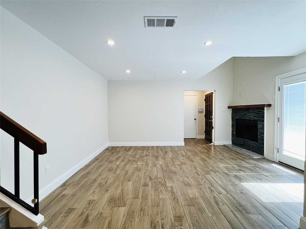 4220 Madera Rd - Photo 4 of 29