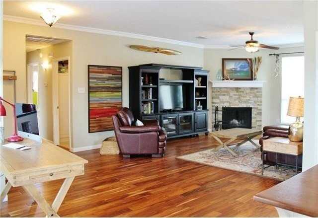 629 Rothschild Ln - Photo 3 of 24