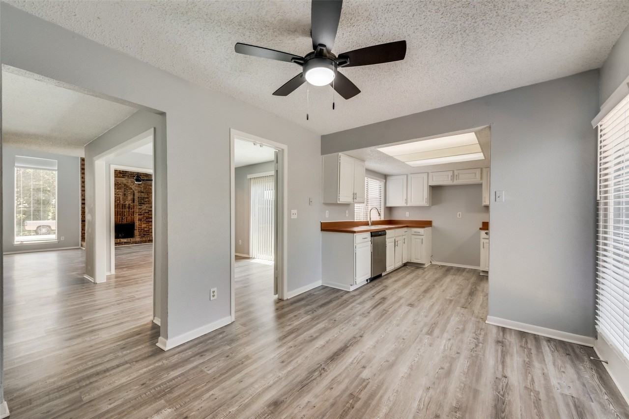 2814 Meadow Park Dr - Photo 6 of 18