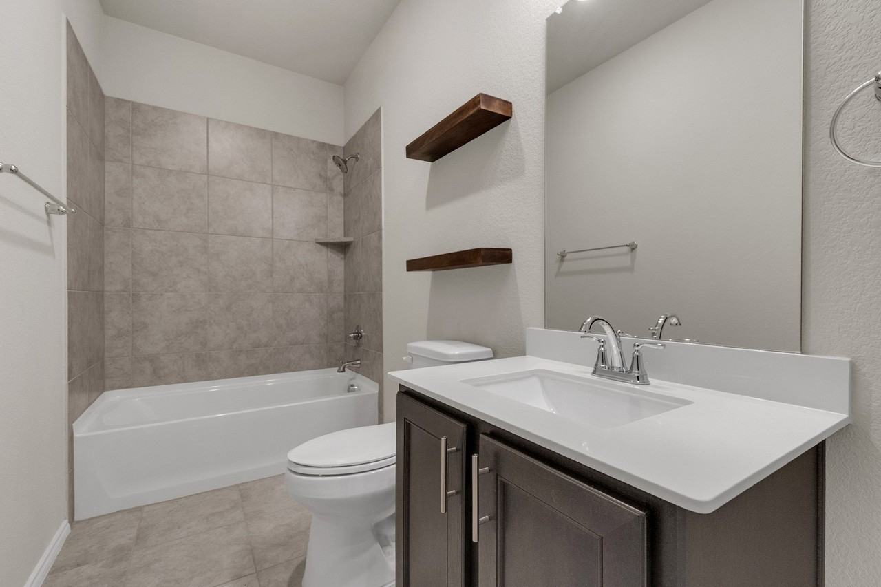 3140 Blacksmith Ln - Photo 6 of 26