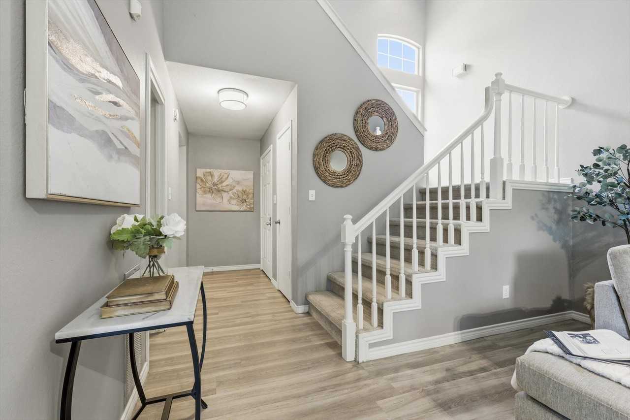 8430 Brittania Way - Photo 5 of 27
