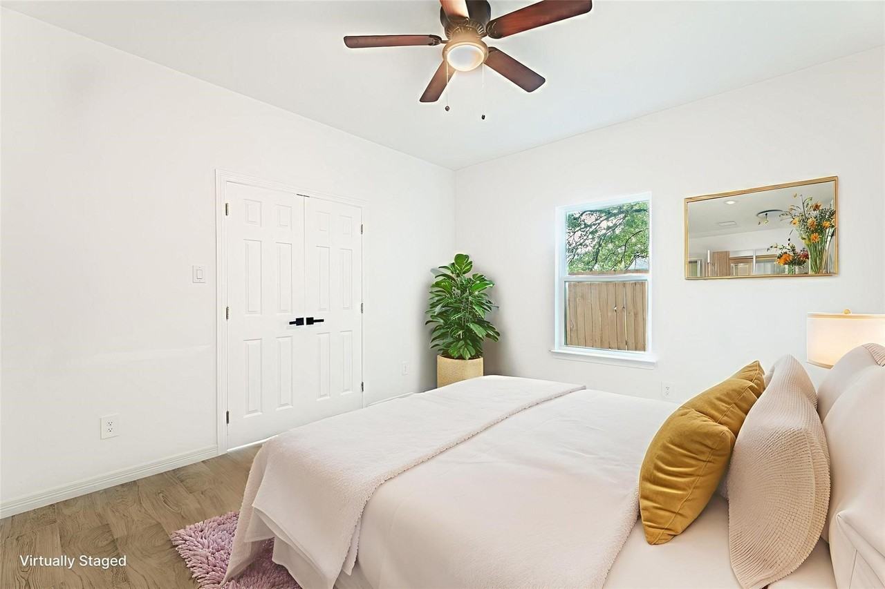 4709 Lee St - Photo 7 of 7