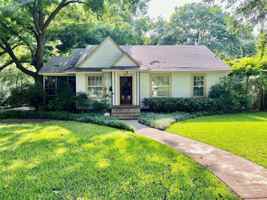 featured image of 531 S Dallas Ave