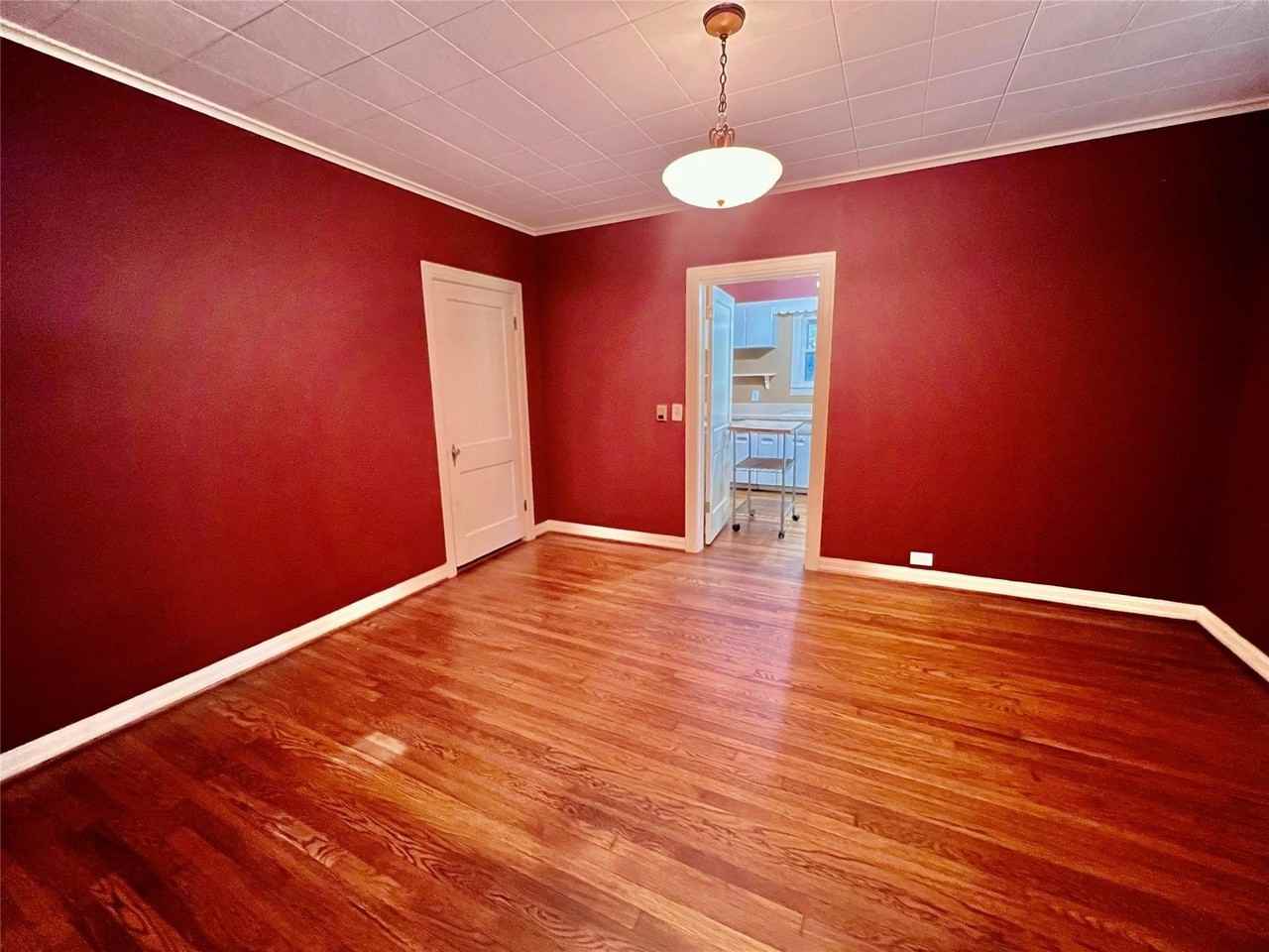 531 S Dallas Ave - Photo 4 of 25