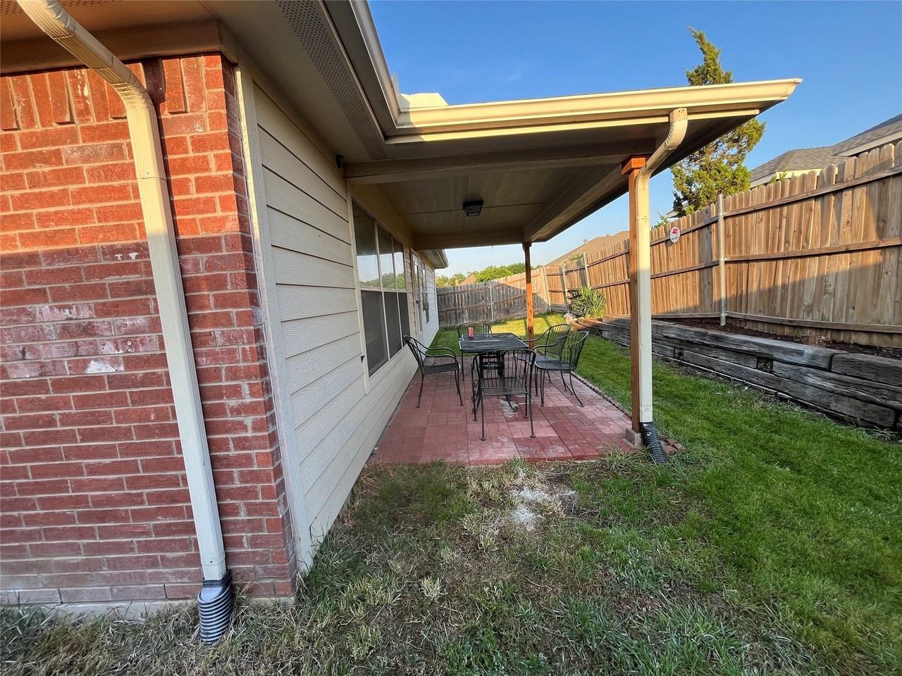 3800 Palm Dr - Photo 4 of 37