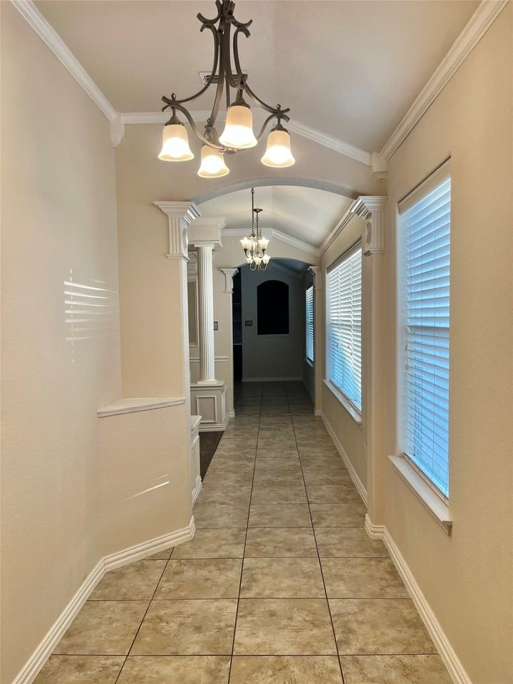 3800 Palm Dr - Photo 6 of 37