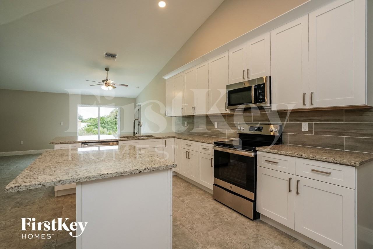 311 Panorama Ave - Photo 6 of 15