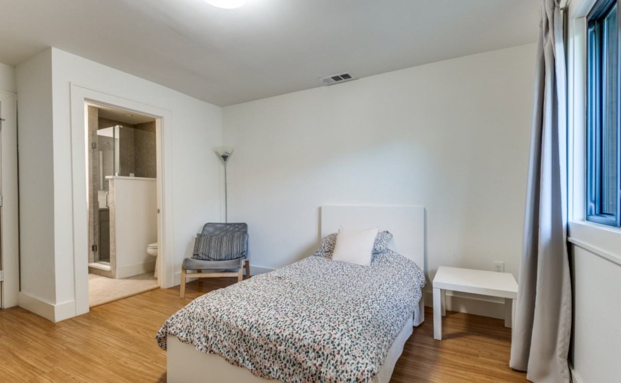 4071 Crown Shore Dr - Photo 5 of 12